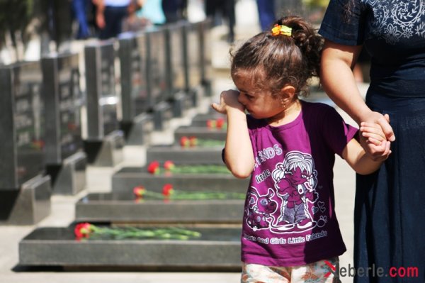 "Qələbə gününü qeyd edəcəyimizə ümid edirik" - Qubadlı ictimaiyyəti işğal gününü andı - VİDEO+FOTOREPORTAJ