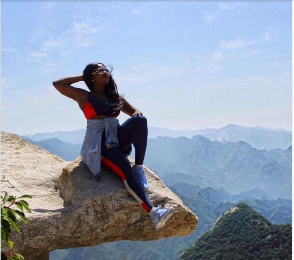 Ölüm təhlükəsi altında çəkilən 10 instagram fotosu