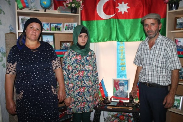 Qardaşı əsgər gedən gün tabutu evə gəldi - Yardımlının “Aprel şəhidi” - FOTOLAR