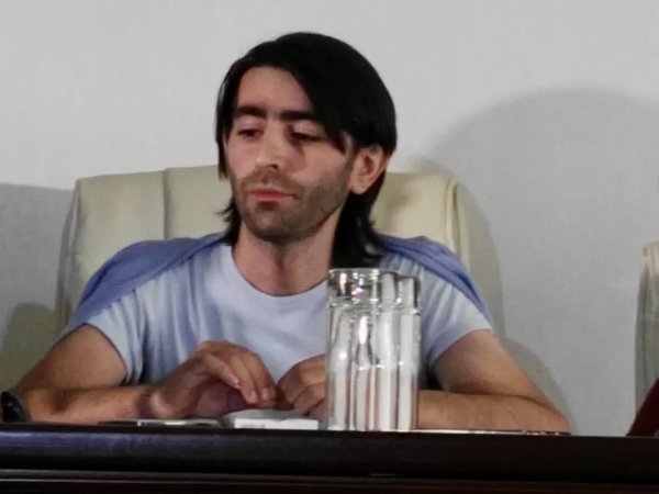 Oksanadan jurnalistlərə böyük hörmətsizlik Oksanadan jurnalistlərə böyük hörmətsizlik