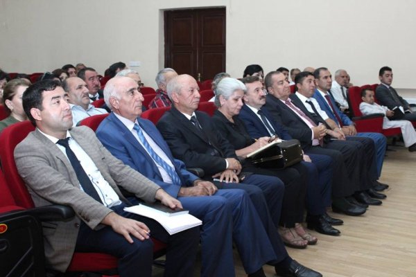 Sumqayıtda zona müşavirəsi: məmurlara tapşırıqlar verildi - FOTOLAR Sumqayıtda zona müşavirəsi: məmurlara tapşırıqlar verildi - FOTOLAR