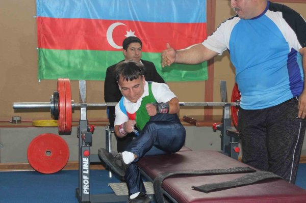 Sumqayıda pauerliftinq idman növü üzrə 4-cü Azərbaycan çempionatı keçirilib - FOTOLAR Sumqayıda pauerliftinq idman növü üzrə 4-cü Azərbaycan çempionatı keçirilib - FOTOLAR