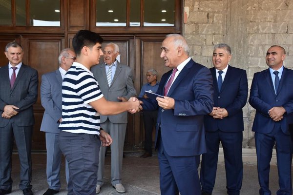 Sumqayıt Dövlət Universitetində “Bilik günü” - FOTO Sumqayıt Dövlət Universitetində “Bilik günü” - FOTO