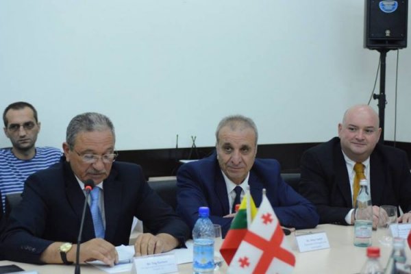 Sumqayıt və Rustavi şəhərləri arasında əməkdaşlıq genişlənir - Memorandum İMZALANDI - FOTOLAR