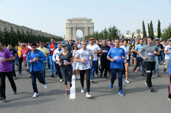 Heydər Əliyev Fondunun təşəbbüsü ilə “Gəncə Marafonu - 2017” keçirilib - FOTO