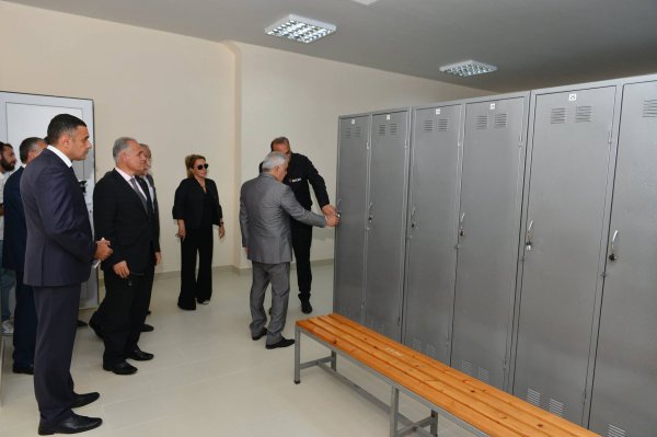 Rövnəq Abdullayev və BMT-nin nümayəndəsi Sumqayıta niyə gəldi? - FOTOLAR Rövnəq Abdullayev və BMT-nin nümayəndəsi Sumqayıta niyə gəldi? - FOTOLAR
