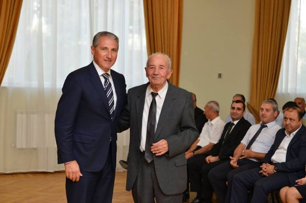 Sumqayıtda təltif olunan kimyaçılarla görüş keçirildi, 23 nəfərə isə… - FOTOLAR