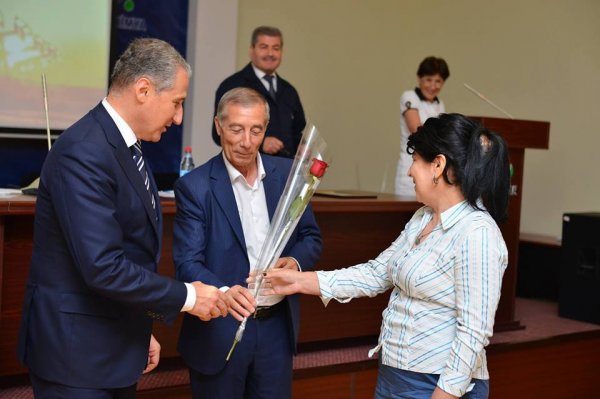 Sumqayıtda təltif olunan kimyaçılarla görüş keçirildi, 23 nəfərə isə… - FOTOLAR