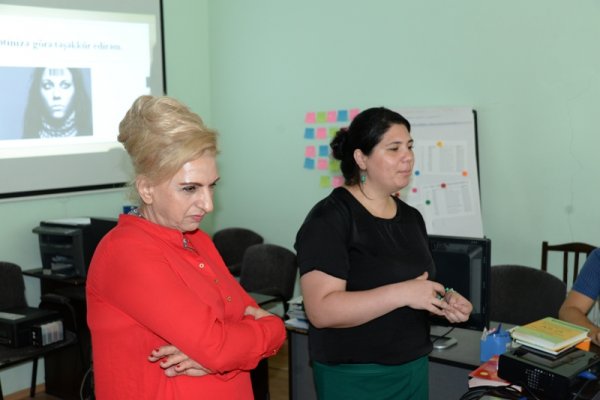 Sumqayıtda “İnsan alveri ilə mübarizədə media işçilərinin rolu” mövzusunda təlim keçirilib - FOTOLAR Sumqayıtda “İnsan alveri ilə mübarizədə media işçilərinin rolu” mövzusunda təlim keçirilib - FOTOLAR