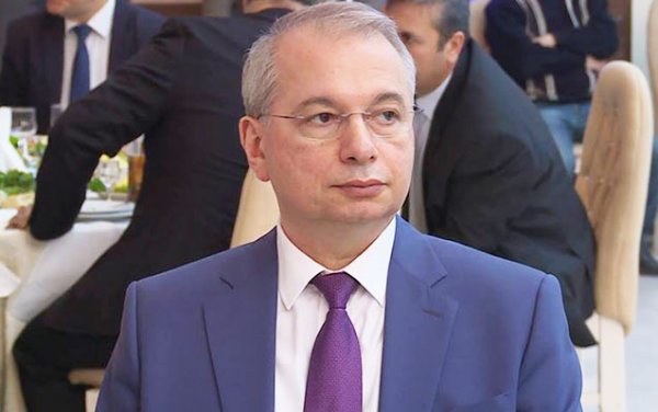 Şeyxlə savaş və Abutalıbovun diski - ATV rəhbərliyi niyə bitirildi... Şeyxlə savaş və Abutalıbovun diski - ATV rəhbərliyi niyə bitirildi...