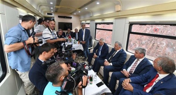 Bakı-Tiflis-Qars dəmir yol xətti istismara verildi – Günün hadisəsi - FOTOLAR+VİDEO Bakı-Tiflis-Qars dəmir yol xətti istismara verildi – Günün hadisəsi - FOTOLAR+VİDEO