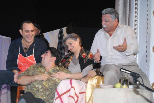 Sumqayıt teatrı yeni mövsümü “Ocaq” dramı ilə açdı - FOTOLAR Sumqayıt teatrı yeni mövsümü “Ocaq” dramı ilə açdı - FOTOLAR