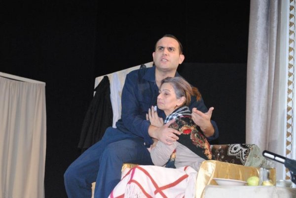 Sumqayıt teatrı yeni mövsümü “Ocaq” dramı ilə açdı - FOTOLAR Sumqayıt teatrı yeni mövsümü “Ocaq” dramı ilə açdı - FOTOLAR
