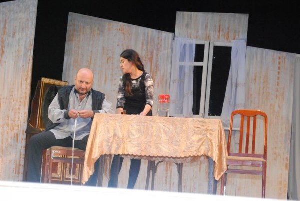 Sumqayıt teatrı yeni mövsümü “Ocaq” dramı ilə açdı - FOTOLAR Sumqayıt teatrı yeni mövsümü “Ocaq” dramı ilə açdı - FOTOLAR