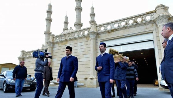 Lütfü Zadənin cənazə namazı qılınıb