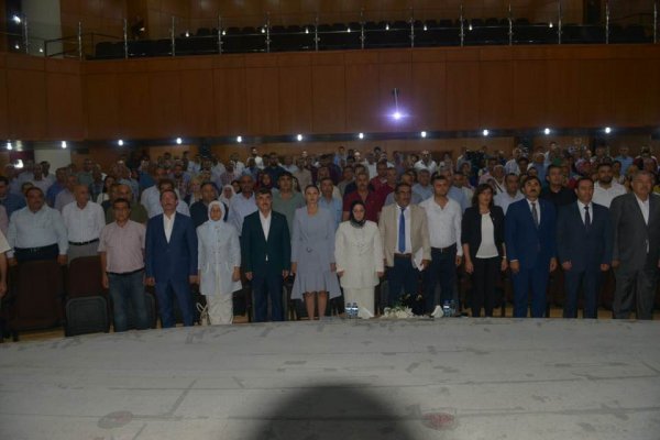 Millət vəkili Türkiyədə: İçinizdəki xainlər... - FOTO