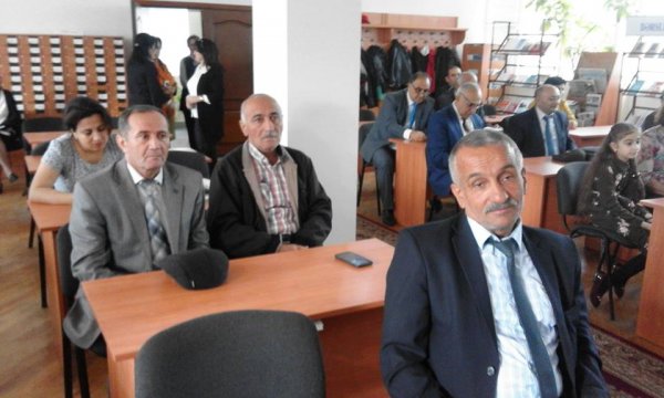 Sumqayıtda "Dünya ilə heç-heçəyəm"  və yazarın "Müqəddəs qələm"i - FOTOLAR