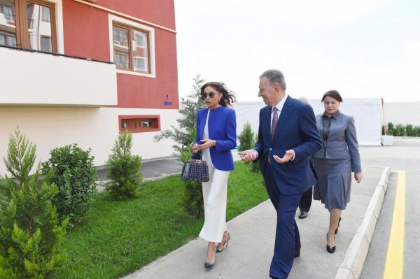 Mehriban Əliyeva: Azərbaycan bu gün inkişaf və tərəqqi yolu ilə gedir - FOTO