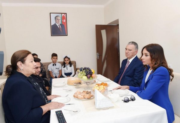 Mehriban Əliyeva: Azərbaycan bu gün inkişaf və tərəqqi yolu ilə gedir - FOTO