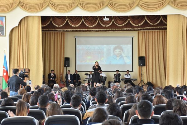 SDU-nun bir qrup əməkdaşı mükafatlandırıldı - FOTOLAR