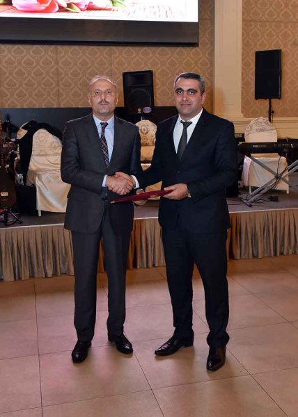 Sumqayıtda Beynəlxalq Müəllimlər Günü qeyd edilib – FOTOLAR