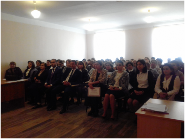 Sumqayıtda 10-cu sinif şagirdi məktəb "direktoru"dur - FOTO