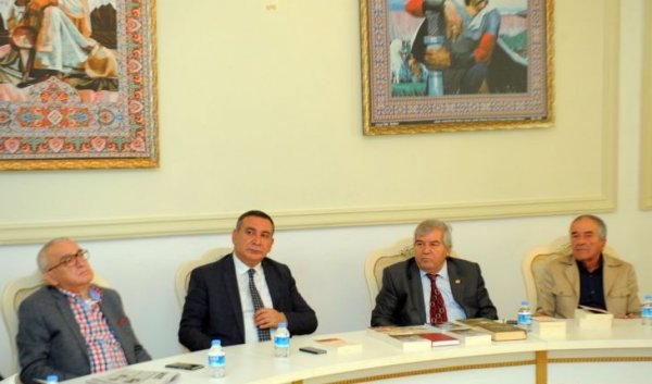 “Akademikin son əsəri” təqdim edildi - FOTOLAR “Akademikin son əsəri” təqdim edildi - FOTOLAR