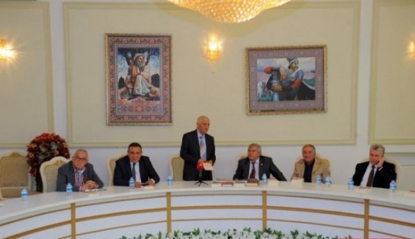 “Akademikin son əsəri” təqdim edildi - FOTOLAR “Akademikin son əsəri” təqdim edildi - FOTOLAR
