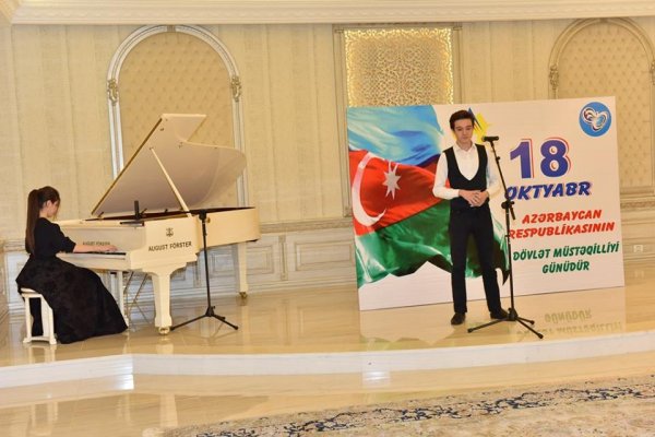 Sumqayıtda Dövlət Müstəqilliyi günü qeyd olundu - FOTOLAR 