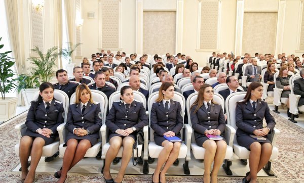 Dövlət Miqrasiya Xidməti Sumqayıtda “Açıq qapı günü” keçirib Dövlət Miqrasiya Xidməti Sumqayıtda “Açıq qapı günü” keçirib