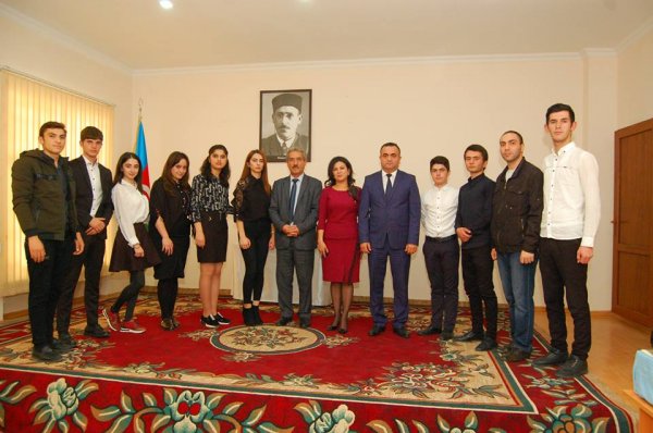 Sumqayıtda Hüseyn Cavidin 135 illik yubileyinə həsr olunmuş tədbir keçirilib - FOTOLAR Sumqayıtda Hüseyn Cavidin 135 illik yubileyinə həsr olunmuş tədbir keçirilib - FOTOLAR