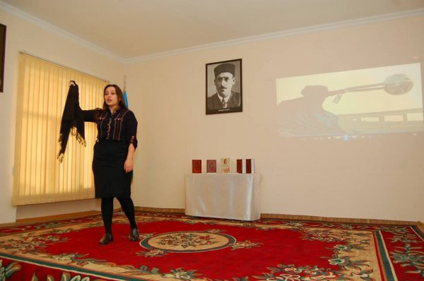 Sumqayıtda Hüseyn Cavidin 135 illik yubileyinə həsr olunmuş tədbir keçirilib - FOTOLAR Sumqayıtda Hüseyn Cavidin 135 illik yubileyinə həsr olunmuş tədbir keçirilib - FOTOLAR