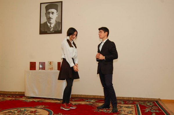 Sumqayıtda Hüseyn Cavidin 135 illik yubileyinə həsr olunmuş tədbir keçirilib - FOTOLAR Sumqayıtda Hüseyn Cavidin 135 illik yubileyinə həsr olunmuş tədbir keçirilib - FOTOLAR