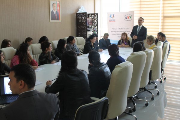 Erkən nikahlarla bağlı yeni layihəyə başlanıldı Erkən nikahlarla bağlı yeni layihəyə başlanıldı