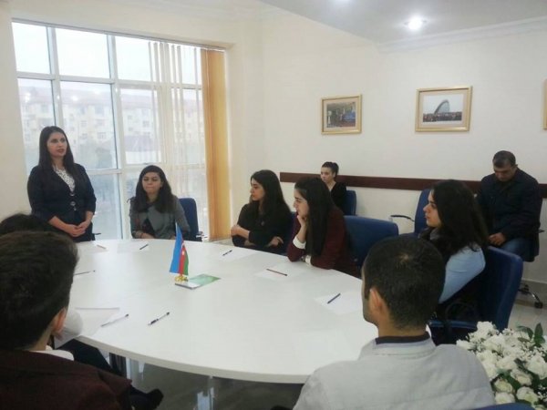Sumqayıt Gənclər Evində Bayraq günü qeyd edildi - FOTO
