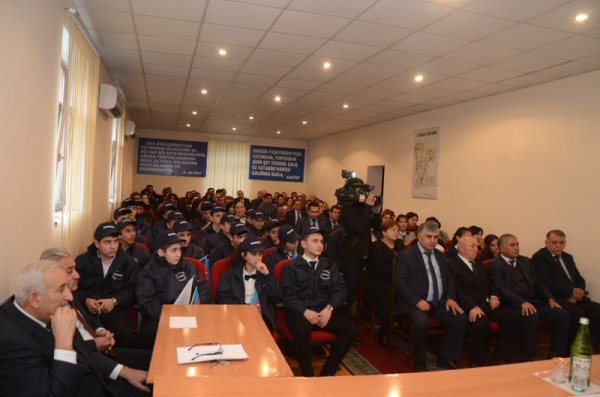 Qubadlı məktəbliləri Sumqayıtdan yola salındı - "Ölkəmizi tanıyaq” tur-aksiyası - FOTOLAR Qubadlı məktəbliləri Sumqayıtdan yola salındı - "Ölkəmizi tanıyaq” tur-aksiyası - FOTOLAR