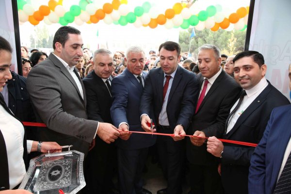 Sumqayıtda möhtəşəm açılış: Araz Supermarketlər şəbəkəsi ən böyük filialını istifadəyə verdi - VİDEO + FOTO