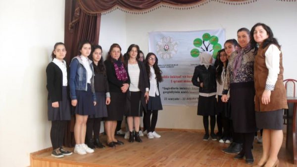“Abituriyentin dostu” kitabçası çap olunacaq - FOTO 