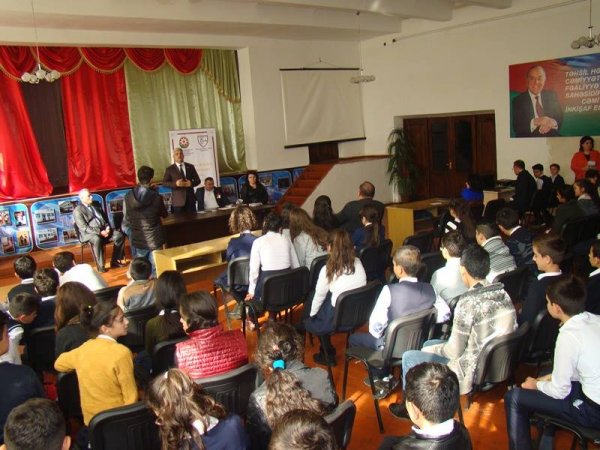 Sumqayıt məktəblərində Qarabağ qaziləri ilə görüşlər davam edir - FOTOLAR Sumqayıt məktəblərində Qarabağ qaziləri ilə görüşlər davam edir - FOTOLAR