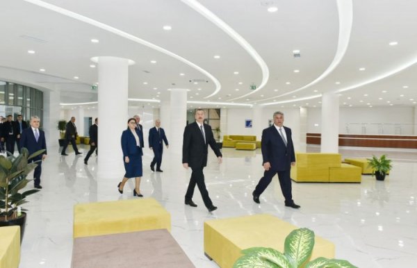 Abşeron Olimpiya İdman Kompleksinin açılışı olub Abşeron Olimpiya İdman Kompleksinin açılışı olub