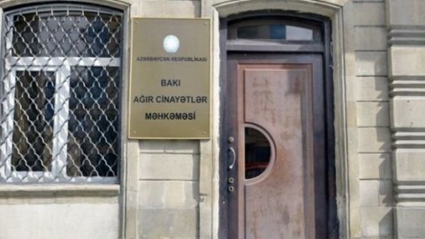 Sumqayıtda “məhəbbət üçbucağı”: 19 yaşlı gənc, Vüsalə və onun keçmiş əri… Sumqayıtda “məhəbbət üçbucağı”: 19 yaşlı gənc, Vüsalə və onun keçmiş əri…