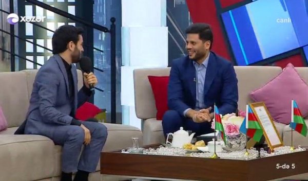 Üzeyir Mehdizadəyə polis ŞOKU - Bölməyə aparıldı - FOTO