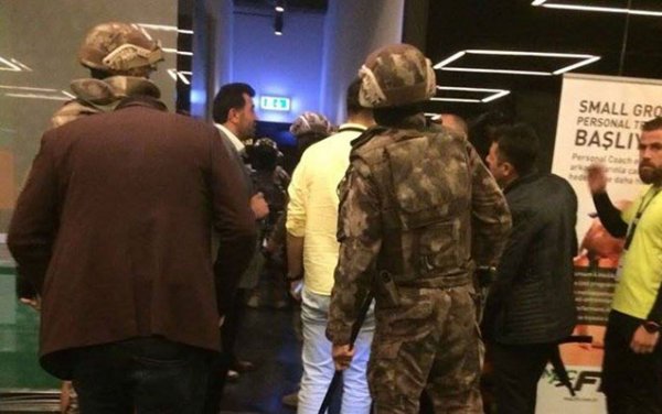 Lənkəranskinin qardaşı buna görə HƏBS OLUNUB : Canıyev danışdı - VİDEO + FOTO Lənkəranskinin qardaşı buna görə HƏBS OLUNUB : Canıyev danışdı - VİDEO + FOTO