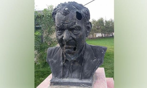 Bu nə tərbiyəsizlik, nə əxlaqsızlıqdır?! - Millət vəkili Bu nə tərbiyəsizlik, nə əxlaqsızlıqdır?! - Millət vəkili