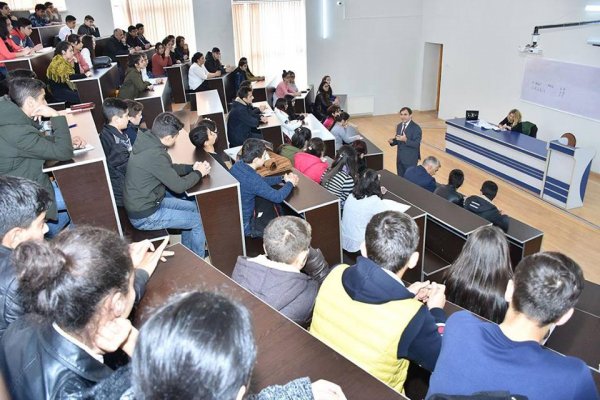 Sumqayıtda şagirdlərin seçim turu başladı - FOTO Sumqayıtda şagirdlərin seçim turu başladı - FOTO