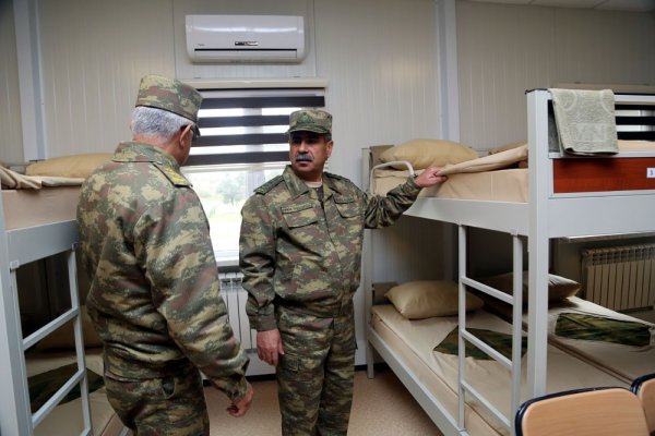 Hərbi Hava Qüvvələrinin yeni yaşayış kompleksinin açılışı olub Hərbi Hava Qüvvələrinin yeni yaşayış kompleksinin açılışı olub