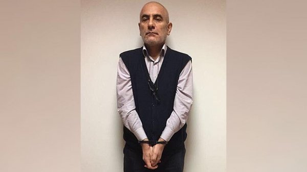 Prezident devirmək istəyən iş adamı tutuldu - FOTO