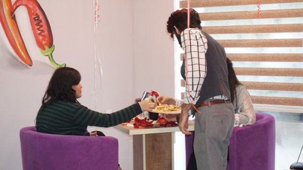 Sumqayıtda gənclərin sevimli məkanı: "London Pizza House" xidmətinizdə - FOTO