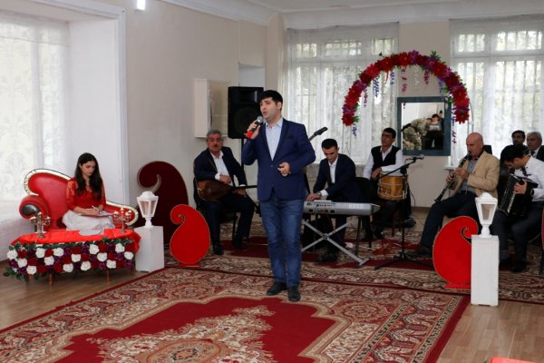 Sumqayıt Şəhər Mədəniyyət Evində bəstəkar Emin Sabitoğlunun 80 illiyi münasibətilə tədbir keçirilib - FOTO Sumqayıt Şəhər Mədəniyyət Evində bəstəkar Emin Sabitoğlunun 80 illiyi münasibətilə tədbir keçirilib - FOTO