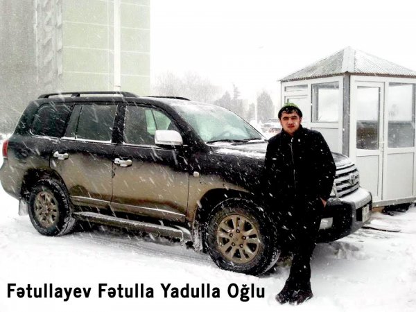 Sumqayıtda məcburi köçkünlərlə mülk sahibi arasında münaqişə böyüyür: torpaq sahələri, evlər və bahalı avtomobillər - VİDEO+ FOTOLAR Sumqayıtda məcburi köçkünlərlə mülk sahibi arasında münaqişə böyüyür: torpaq sahələri, evlər və bahalı avtomobillər - VİDEO+ FOTOLAR